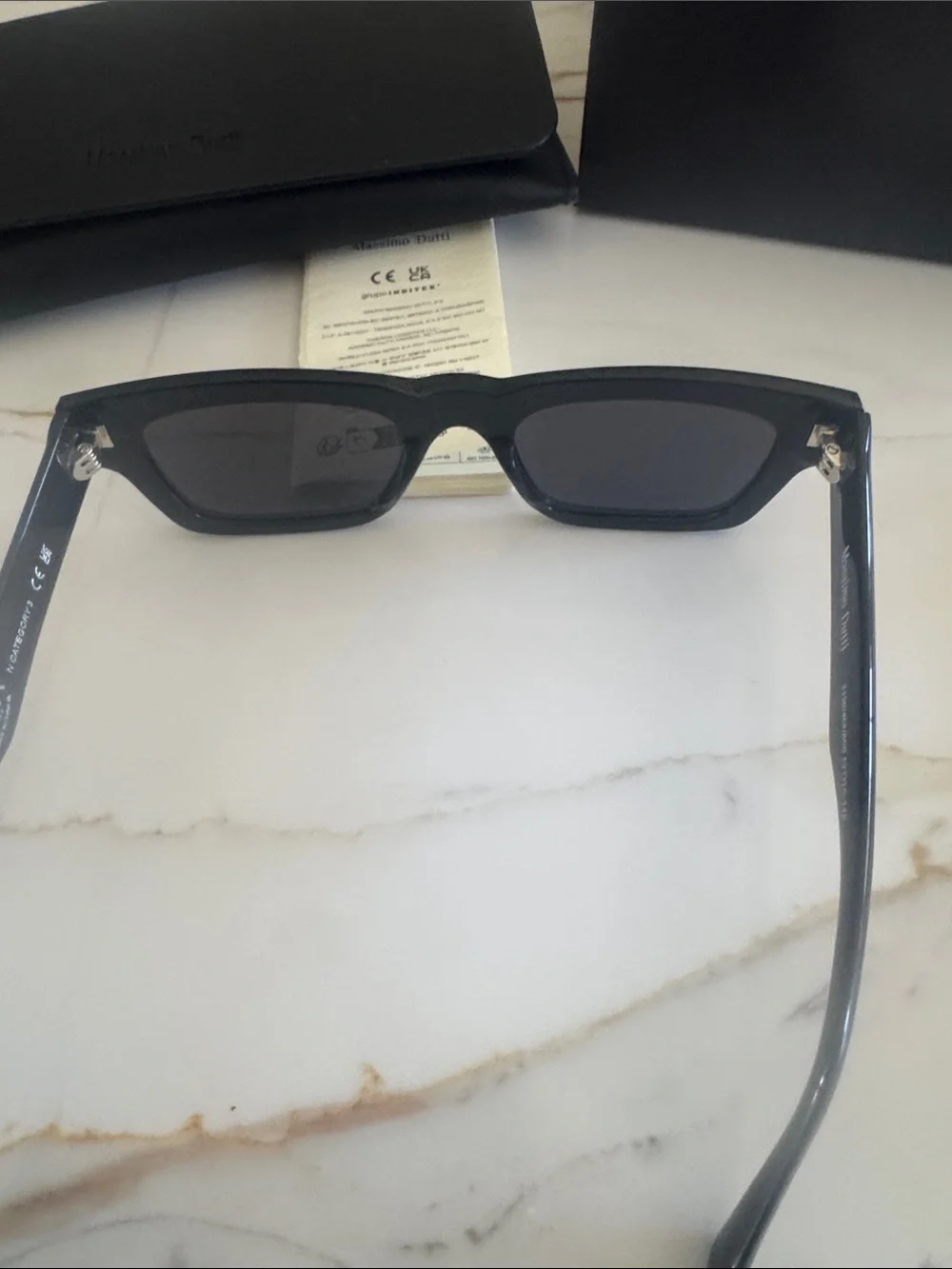 Massimo Dutti Black Rectangular Sunglasses with Dark Lenses